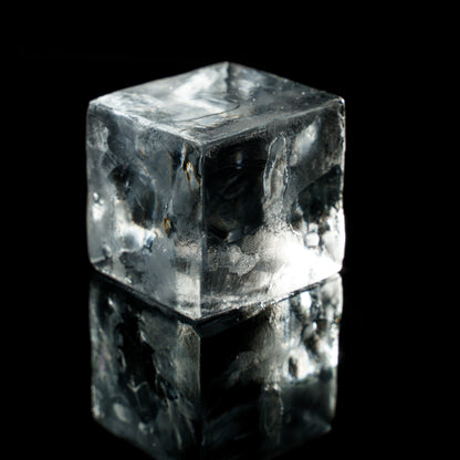 2 x 2 x 2.5 Ice Cubes (13 units per bag)